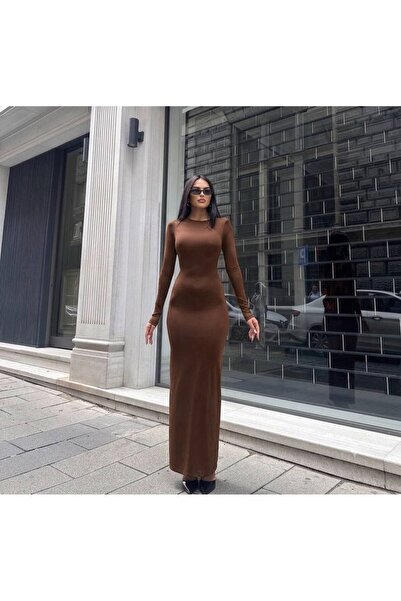 MAESTRO WOMAN فستان طويل مرن للنساء باللون البني الأساسي من برايزد دايفر