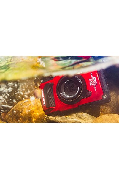 Olympus Cameră foto OM System TG-7 Roșie