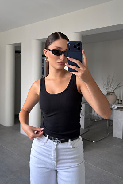 MAGARDE Thick Strap Tank Top with Chest Support - Black