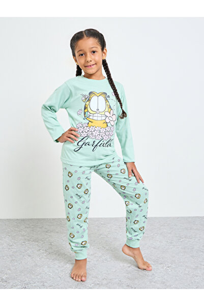 Styli Girls Garfield Cotton Long Sleeve T-Shirt and Pyjama Set
