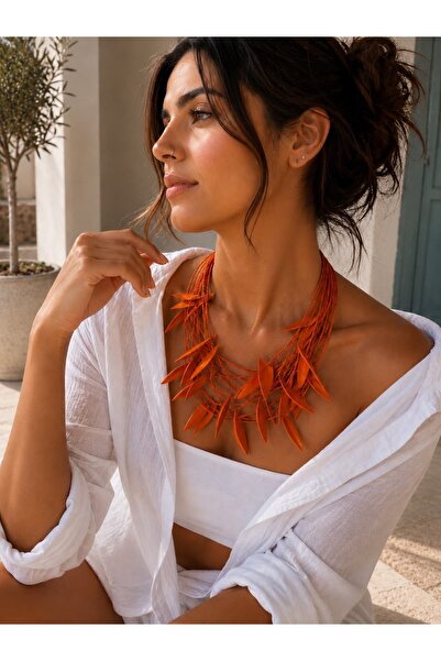Kutcha Accessories Leaf Detailed Multi-Paper String Necklace