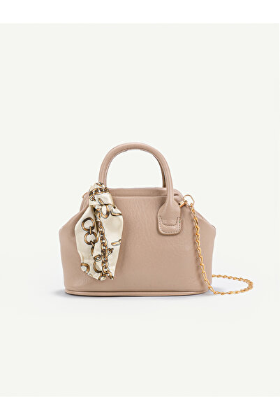 Beshora Holly Mink Scholarship Chain Detailed Hand & Shoulder Bag