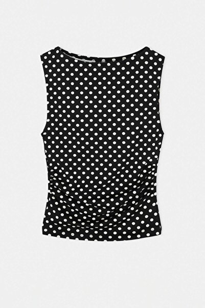Drop by TrendyolMilla Crna bluza na točkice sa elastičnim stranama TDRSS26BZ0...