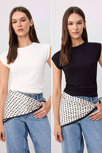 Trendyol Collection Bluză tricotată moale, cu mânecă scurtă, negru-ecru, mula...