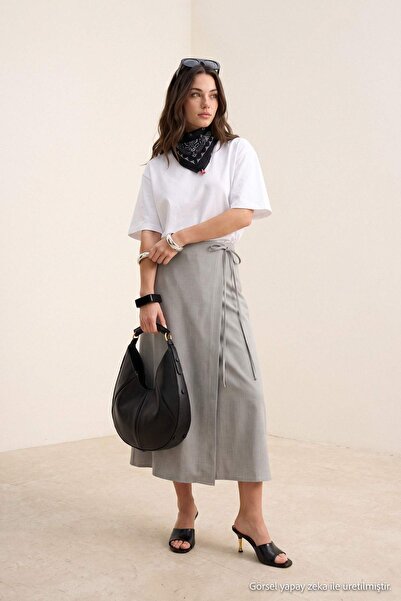 Trendyol Modest Grauer A-Linien-Webrock TCTAW25EE00007