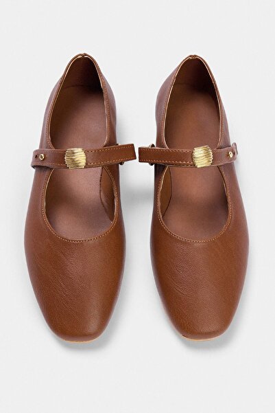 TRENDYOL SHOES Balerini Mary Jane de damă cu cataramă maro TAKAW27BE00010