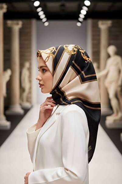Vissona 100% حرير تويل مونوجرام ونمط باروك أسود - وشاح بلون كريمي 90x90 طريقة الخياطة: خياطة يدوية