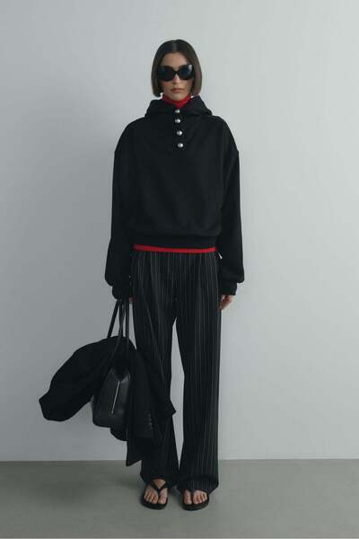 Suud Collection Μαύρο φούτερ Gala με κουμπιά Oversize