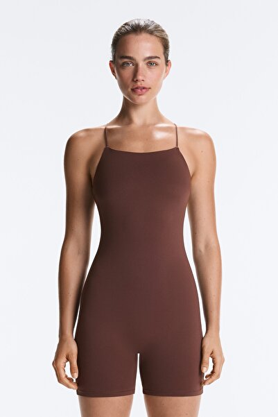 Oysho Comfortlux çapraz askılı kısa tulum