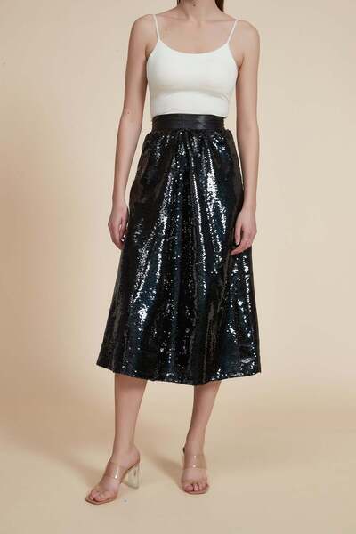 Yola Solid Midi Skirt