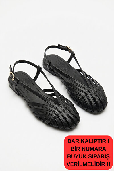 Kadın Siyah Biyeli Bilekten Ayarlanabilir Tokalı Düz Taban Sandalet/Babet