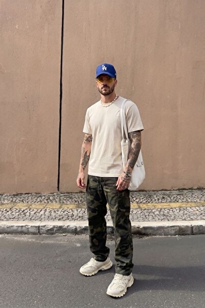 gothamvibes Men's Basic Cream T-Shirt