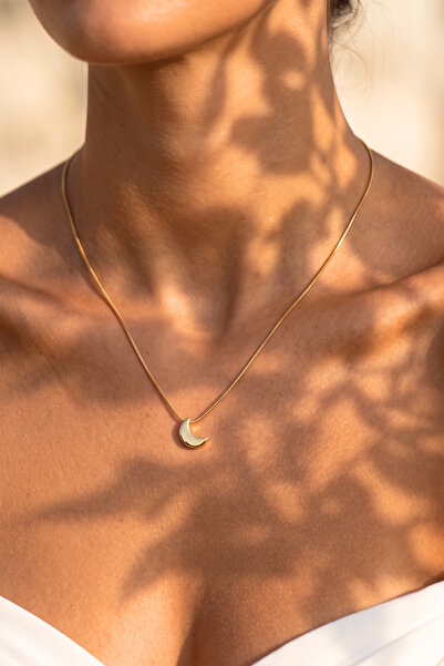 Elika Silver Curved Moon Model Gold Chain Necklace