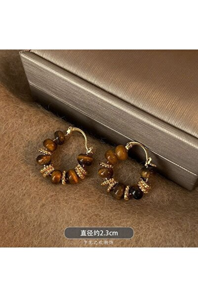 Choice beaded ear buckle Autumn and winter Maillard retro ear buckles are ver...