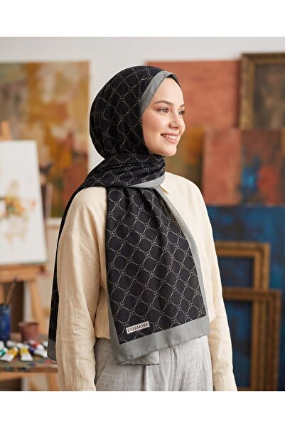 EVERMORE Fresh Shawl - Clover Pattern - Em060-23 - Black, Gray