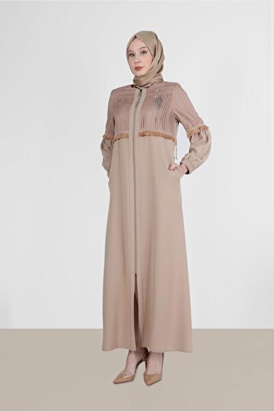 Alvina TASSELED EMBROIDERY DETAILED BLANKET 10536