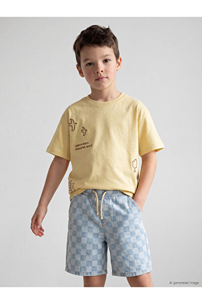 LC Waikiki Original Oval Collar Printed Boy's T-Shirt