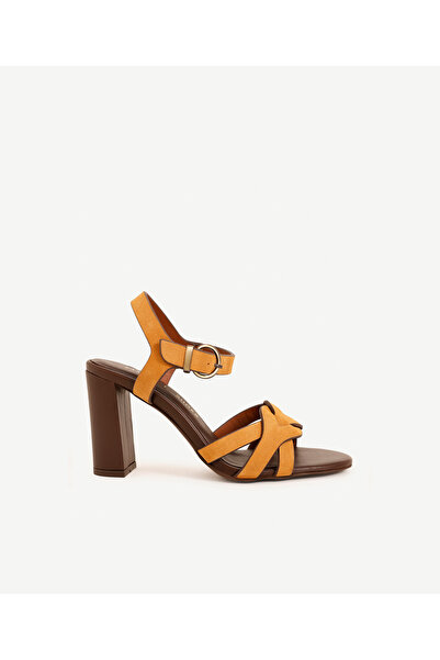 Yargıcı Leather Heeled Shoes with Knitted Detail