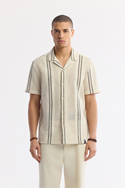 Avva Men's Beige Apaj Collar Striped Cotton Short Sleeve Comfort Fit Shirt A5...