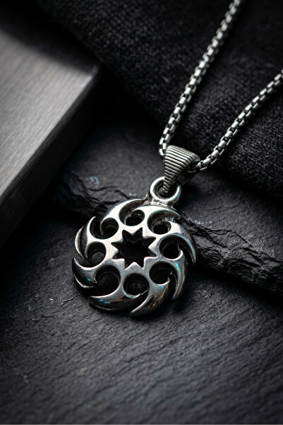 Begondio Handcrafted Stainless Steel Chain Men's Necklace