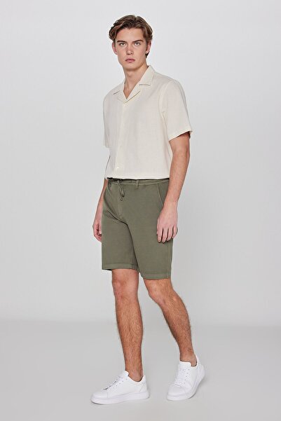 Lee Yumuşak Dokulu Relaxed Fit Rahat Kesim Cepli Şort