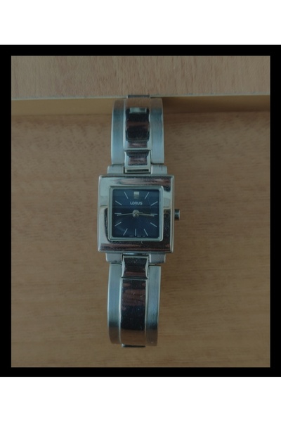 Lorus Women's Watch – the Echo of the Allure That Japanese Aesthetics Whisper...