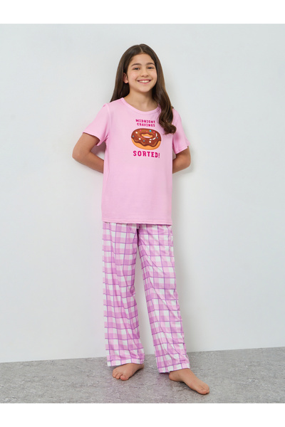 Styli Girls Graphic Print T-Shirt and Pyjama Set