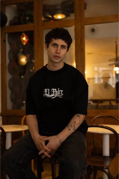 Efnaz style Unisex Crew Neck Printed Oversize T-Shirt - Black