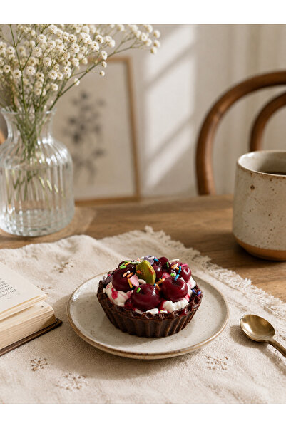 Glowe Candles Glowe Vişneli Tart Mum - El Yapımı