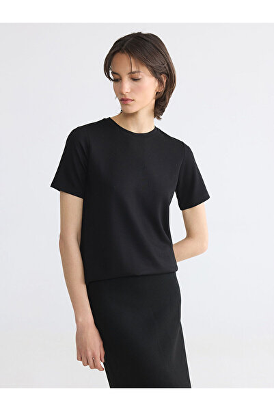 LC Waikiki Nevavm Women's T-Shirt with Oval Collar and Stones