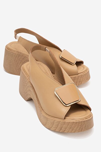 PASSAGE SHOES Sandale de damă din piele naturală cu toc pană 6364 KARAMEL