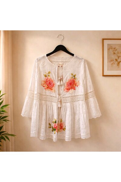 İthal Kadın Bohem Stil Güpür Detaylı Gül Nakışlı Püsküllü Beyaz Kimono / Bluz