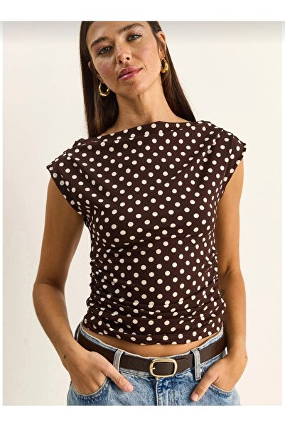 viyan butik Side-Gathered Lycra Polka Dot Blouse