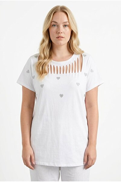 Stil Diva Heart Patterned T-Shirt with Cutout Front