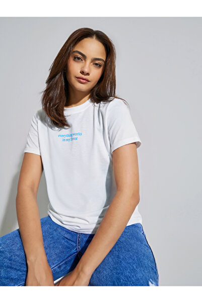 Styli White Slogan Print Regular Fit T-Shirt