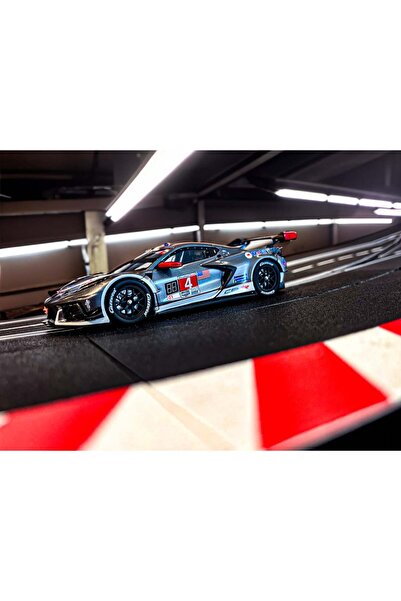 Carrera Digital 132 20032025 Chevrolet Corvette C8.R Nr. 4