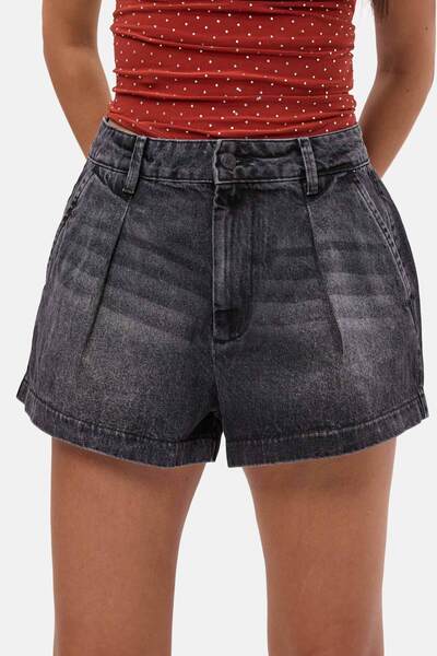it's basic Women's Dark Smoked 2S6-1 Mini Pleated Denim Shorts