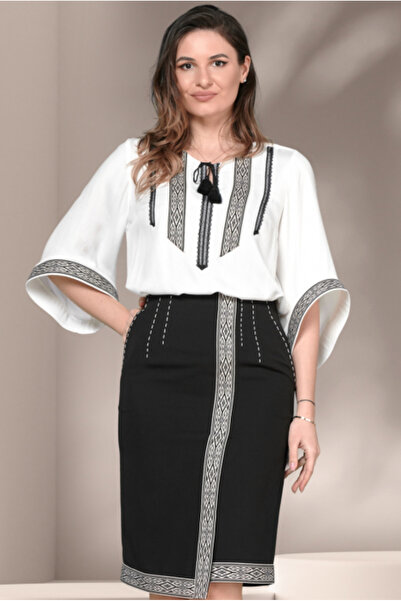 EFFECT Women's white blouse with black embroidery, made in Romania