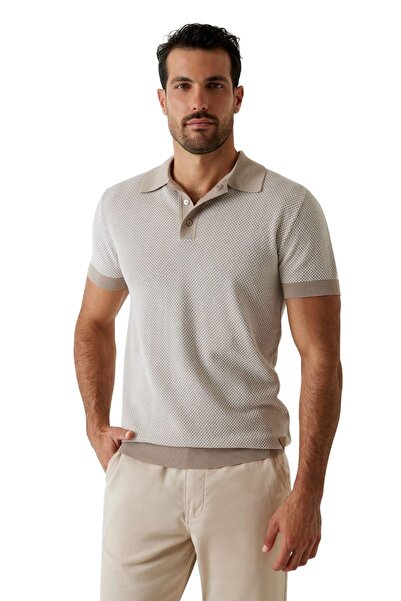 Guess Men's T-Shirt