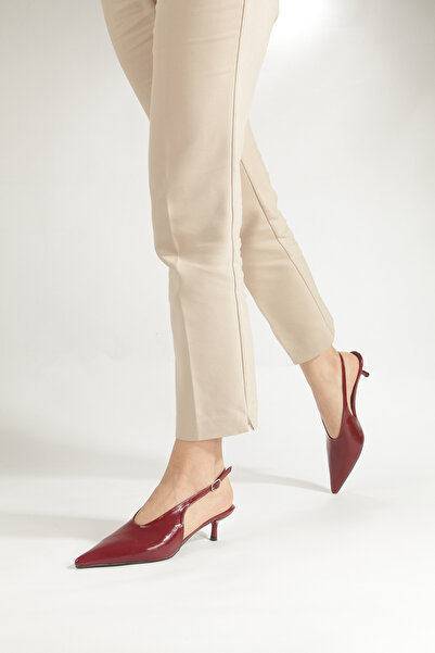 PİMORA Burgundy Crinkled Patent Leather Pointed Toe Open Back 4 cm Thin Heel ...
