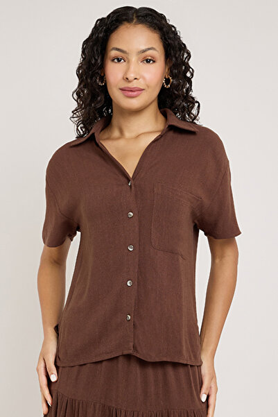 R&B Textured Shirt with Spread Collar and Short 3/4 Sleeves