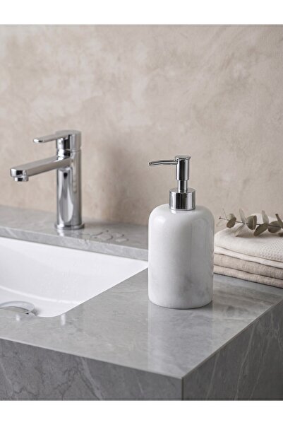 FARALYAHOME Minimalist Tasarım Beyaz Gerçek Mermer Sıvı Sabunluk Gümüş Pompa (11x9 CM) - Şık Banyo Seti Tamamlayıcısı