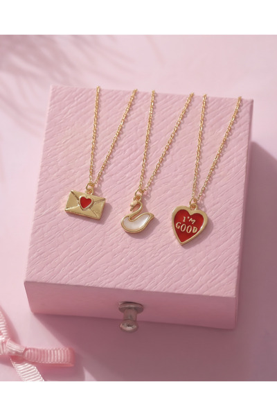 Gleemy accesories طقم قلادة نسائية أنيقة مطلية بالذهب مع تفاصيل على شكل قلب و...