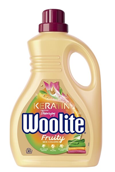 Woolite Color Fruity Keratin Laundry Detergent 45 washes 2.7 l