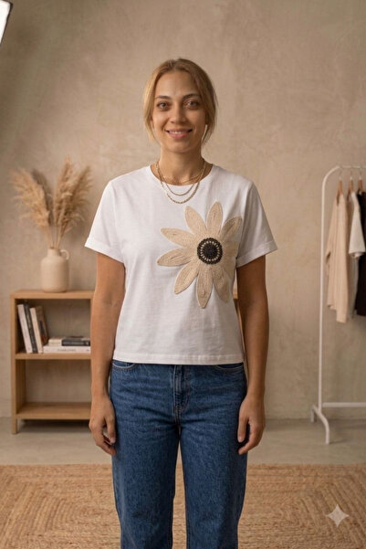 sunfyre Tricou de damă, cu flori, croială normală, cu mânecă dublă scurtă, di...