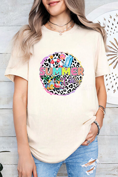 Sarah's Boutique Women's T-shirt – 100% cotton – Leopard Vibes