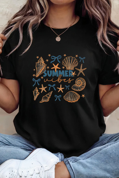 Sarah's Boutique Women's T-shirt – 100% cotton – Shell Vibes
