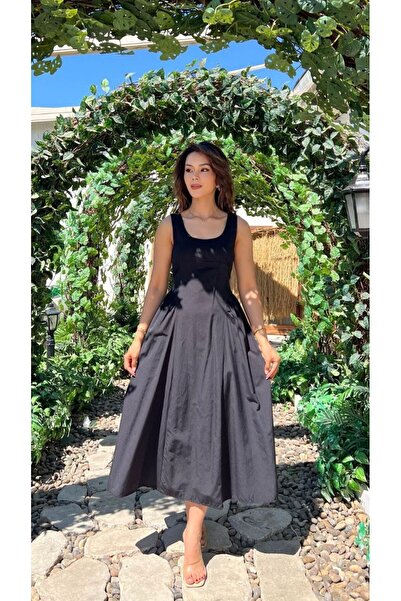 Moda Banuş Askılı Bağcıklı Yazlık Elbise