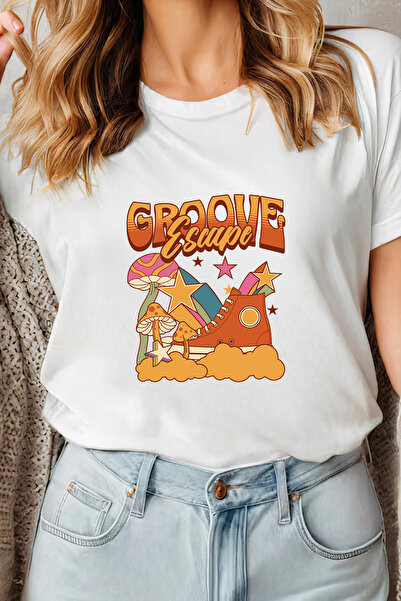 Sarah's Boutique Women's T-shirt – 100% cotton – Groove Escape
