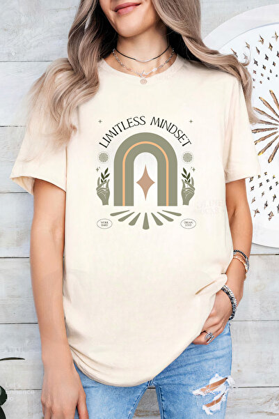 Sarah's Boutique Women's T-shirt – 100% cotton – Limitless Mindset